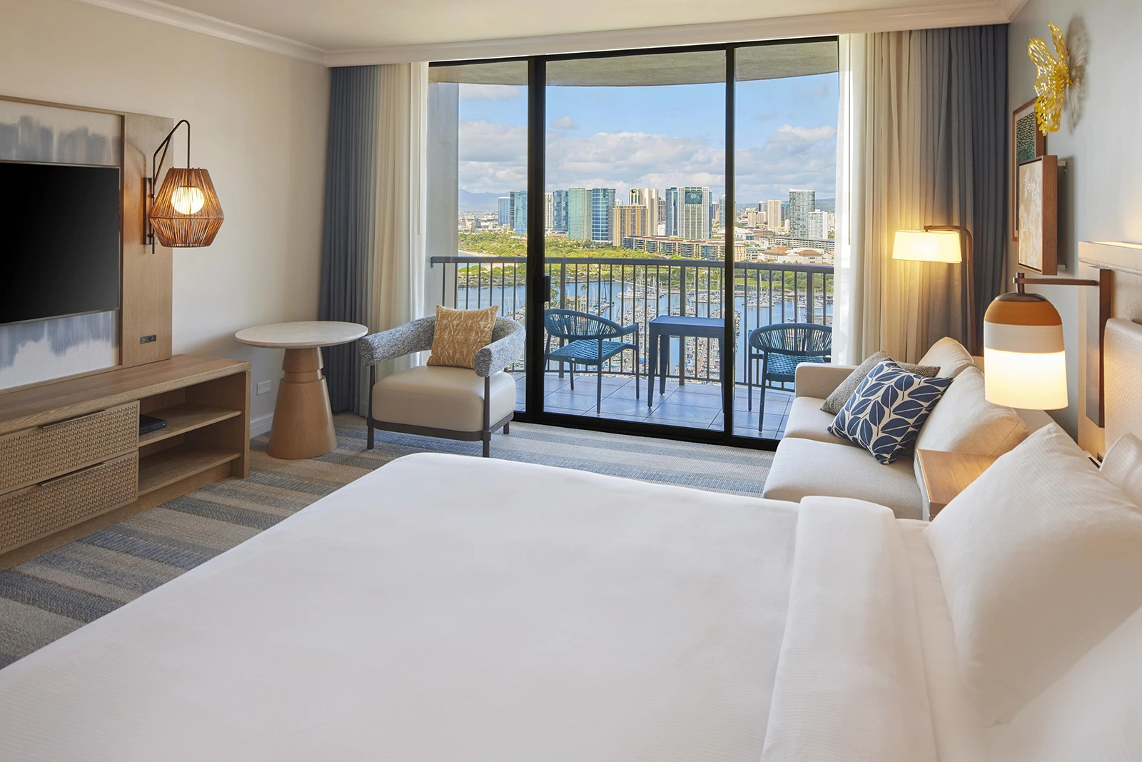 Rainbow Kai Lagoon View King Bed Room