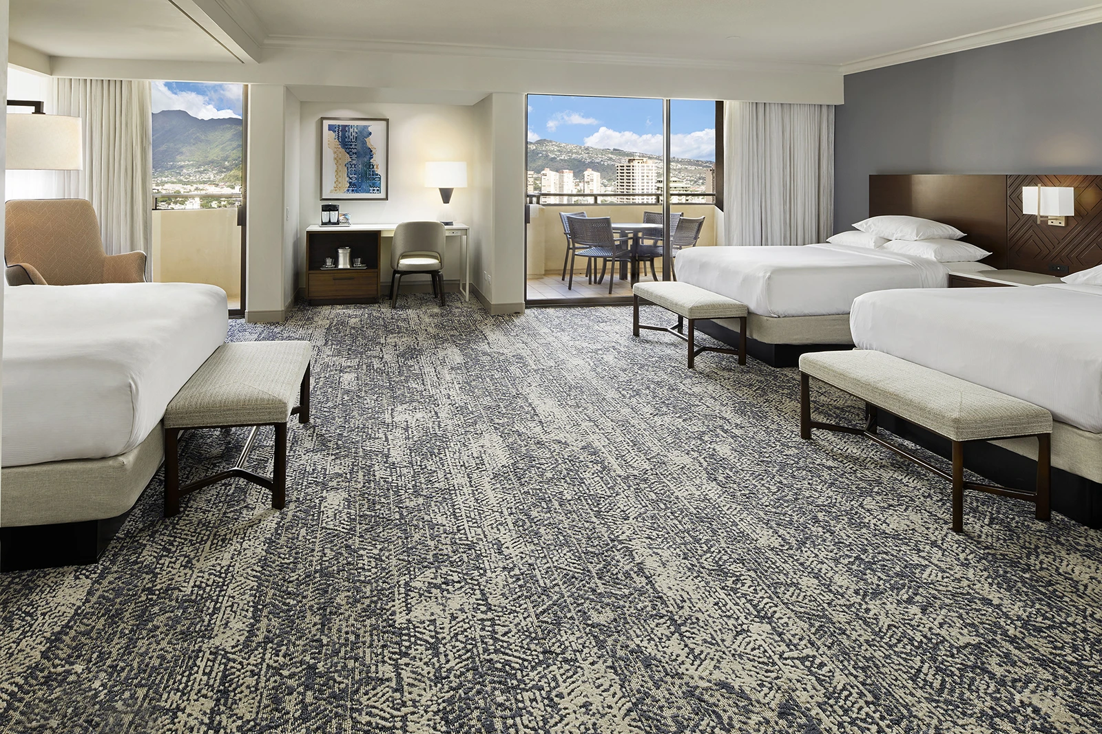 Tapa Collection Family Room with 1 King Bed + Two Queen Beds