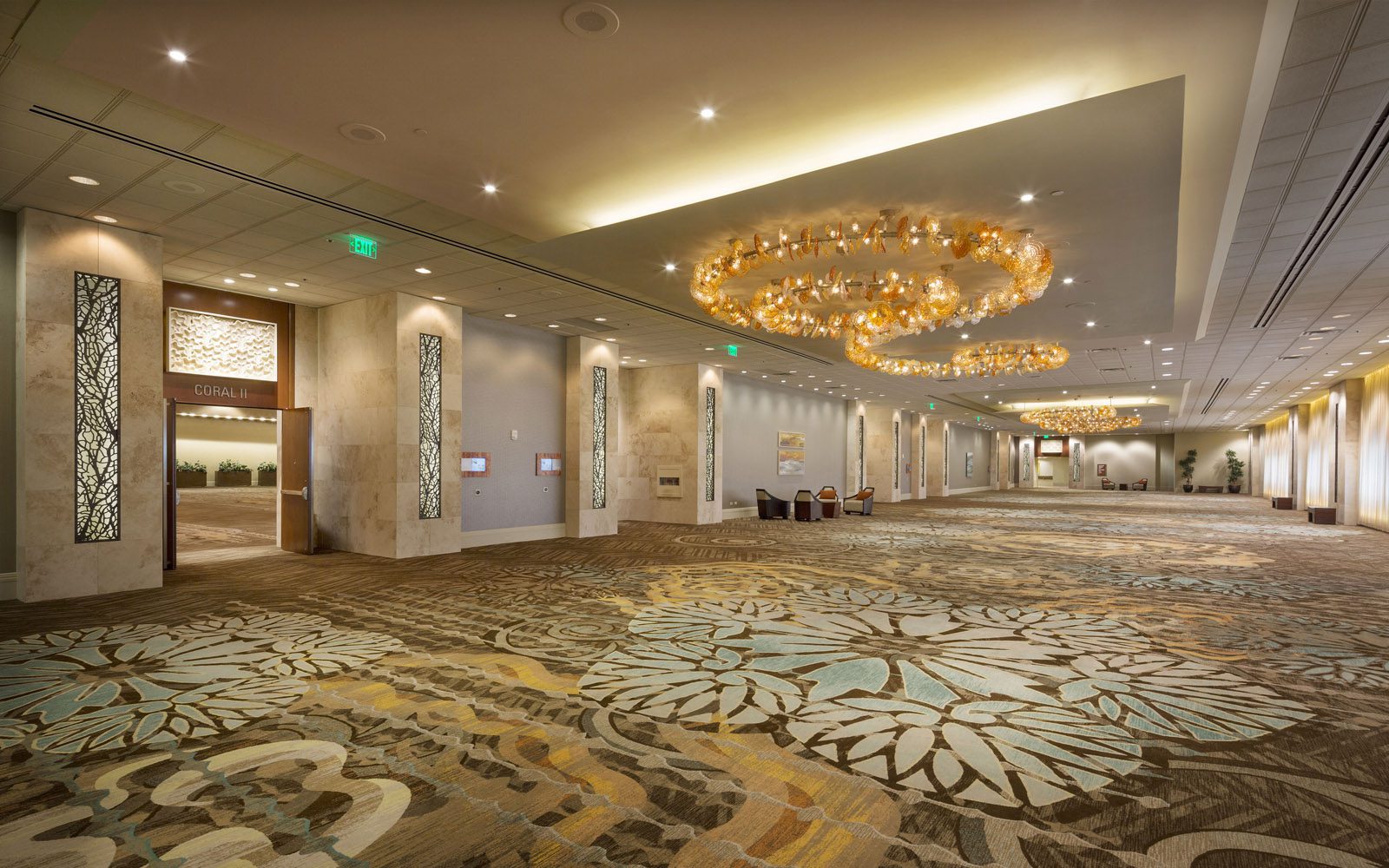 Coral Lounge outside of the Coral Ballroom. Expansive lounge space for buffet set ups, trade shows and pre-meeting set up.